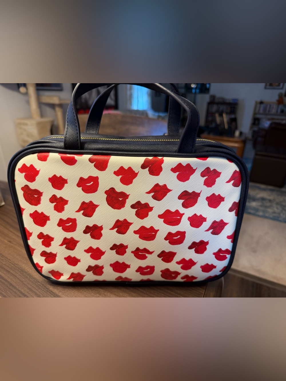 NWT Estée Lauder hanging travel cosmetic bag